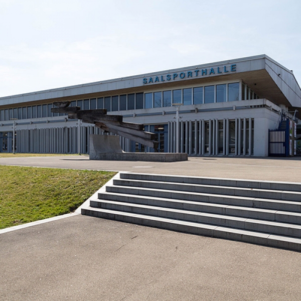 Saalsporthalle