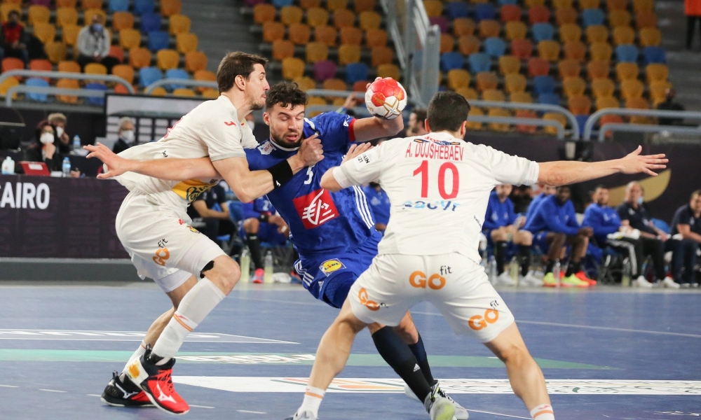 Unrecognizable France! Spain easy to win for the bronze!