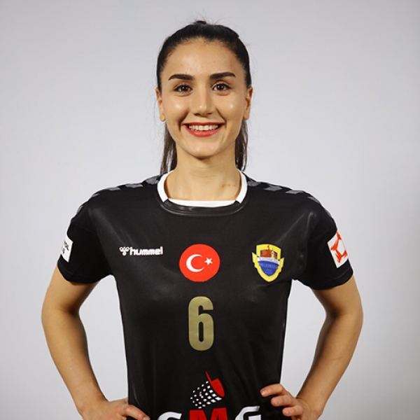 Kübra  Sarikaya